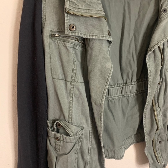 Jacket - Picture 3 of 5